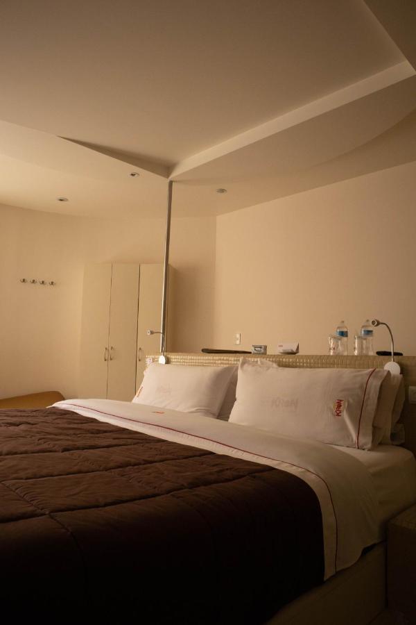 Love Hotel Kron Mexico Extérieur photo