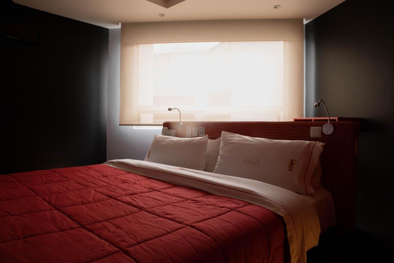 Love Hotel Kron Mexico Extérieur photo
