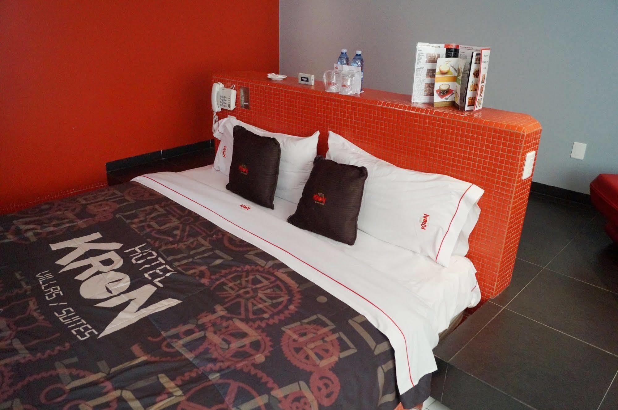 Love Hotel Kron Mexico Extérieur photo
